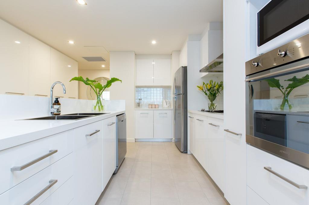 Luxury Four Bedroom Apartment With Swimming Pool Wagga Wagga Eksteriør billede